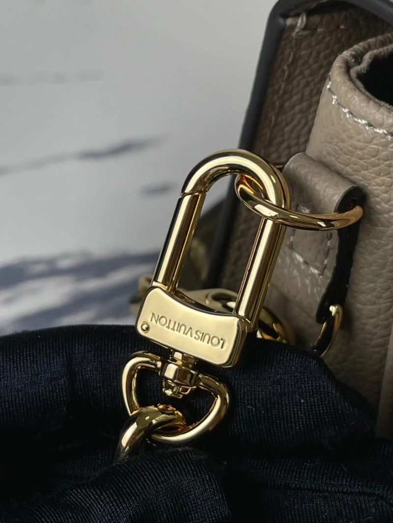 Unique LX Satchel bags 25145