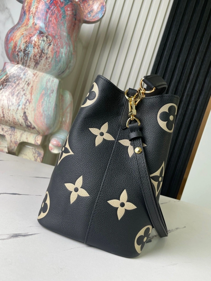 LX Bucket Bags Modern 25348