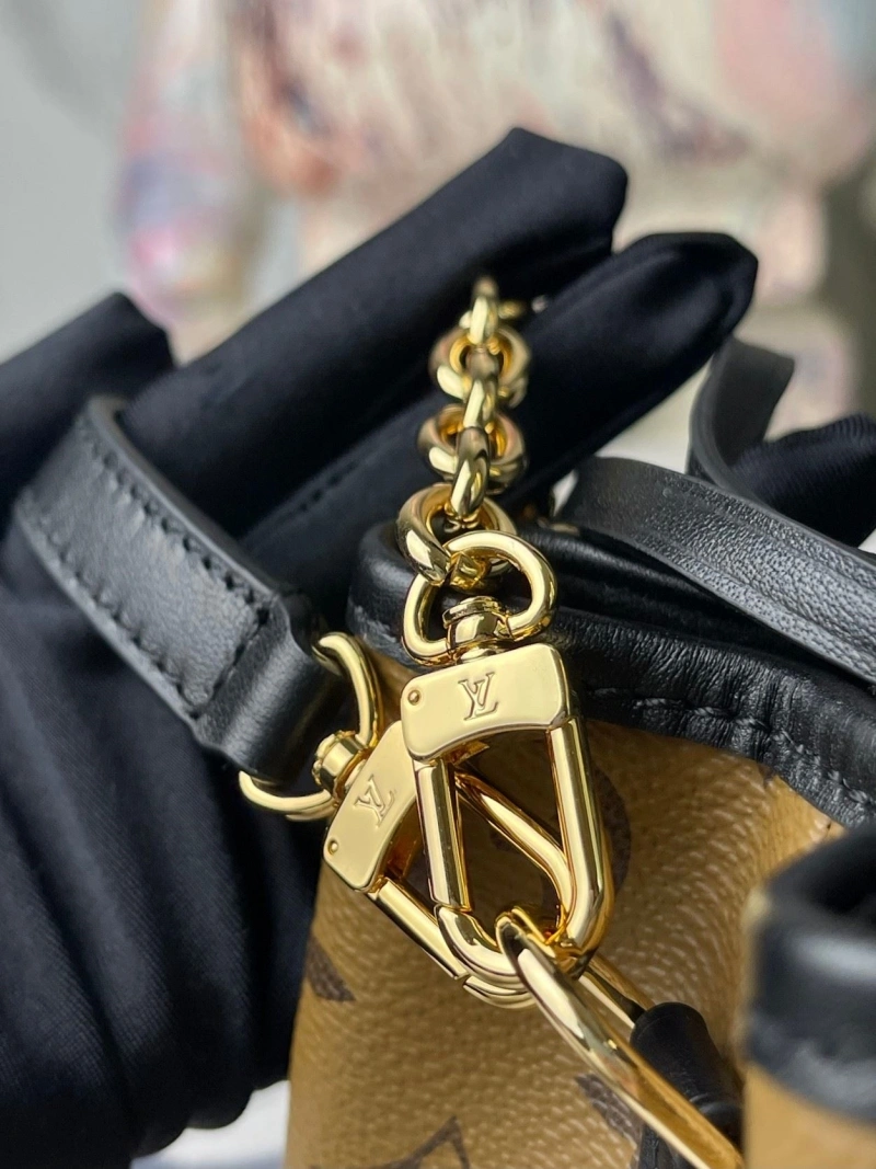 LX Bucket Bags Versatile 25342