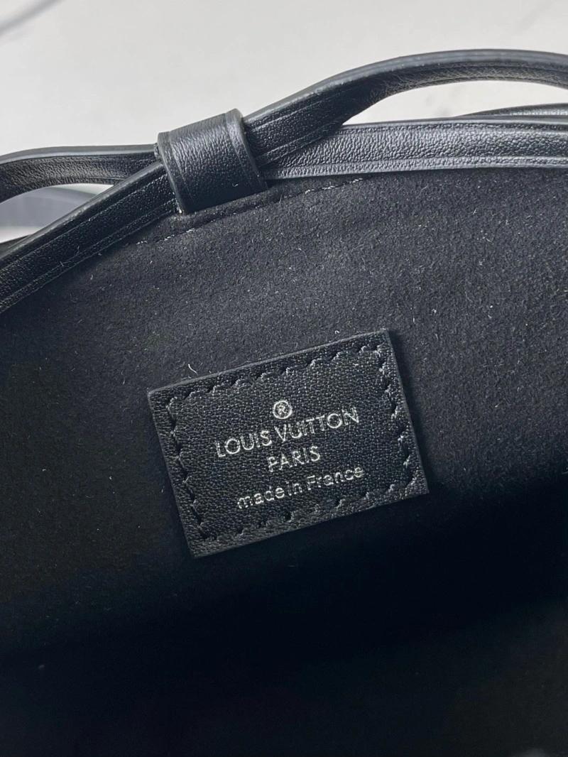 LX Bucket Bags Versatile 25342