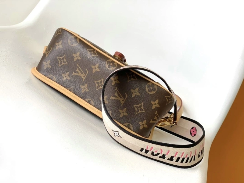 LX Satchel bags Affordable 25093
