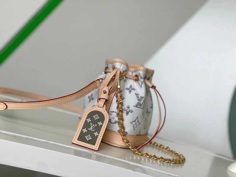 LX Bucket Bags GoAnywhere 25358