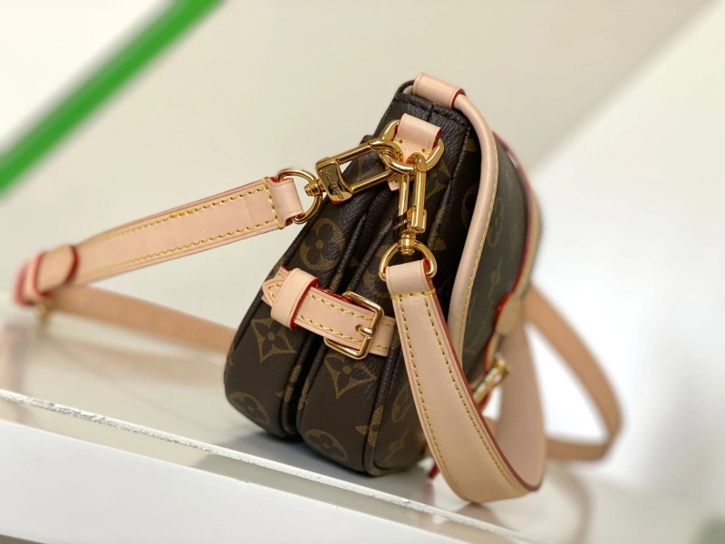 Modern LX Top Handle Bags 24740