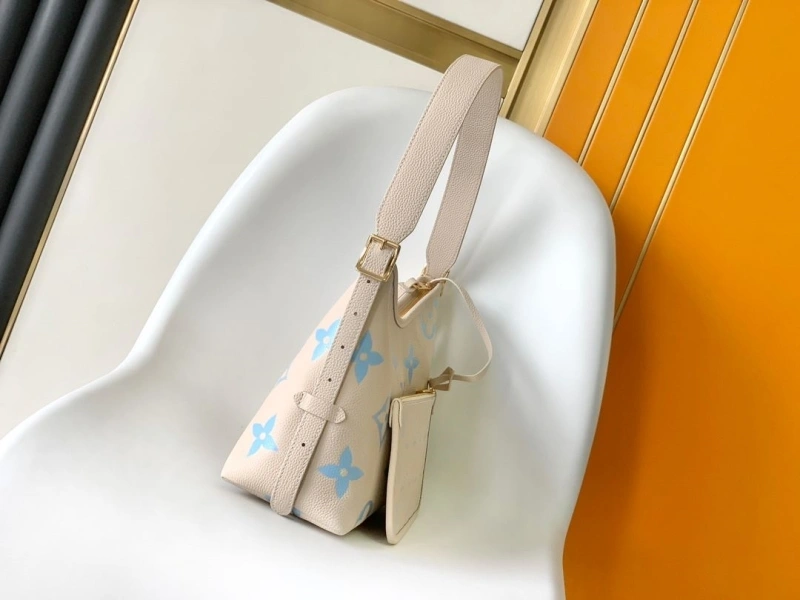 LX Top Handle Bags Vibrant 24742