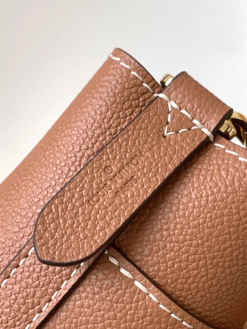 LX Satchel bags Versatile 25083