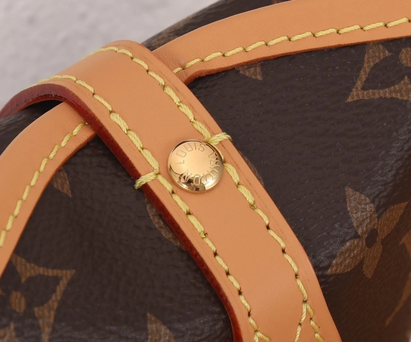 LX Round Bags Trendsetting 25304