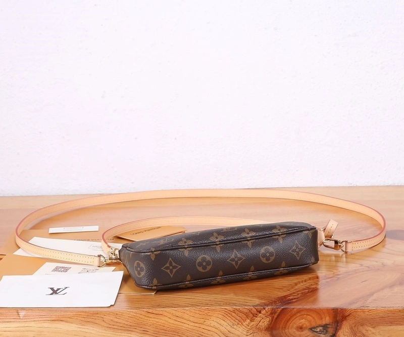 DailyWear LX Satchel bags 15219