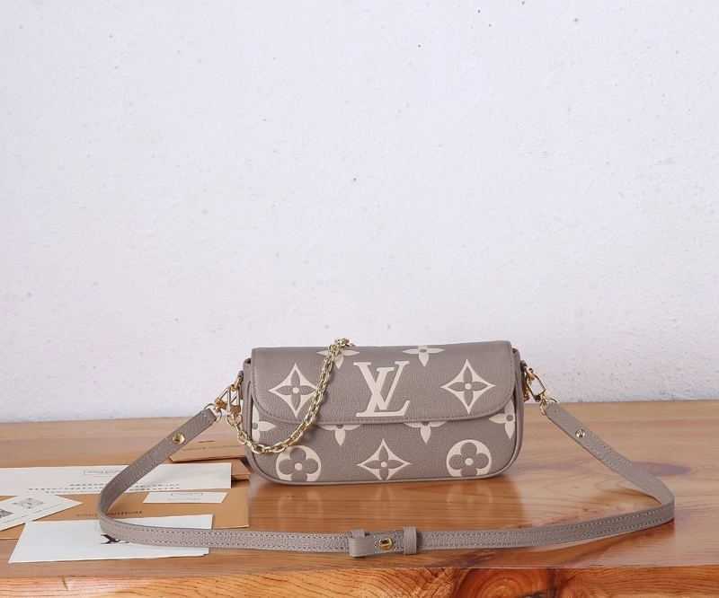 Lightweight LX Satchel bags 15184