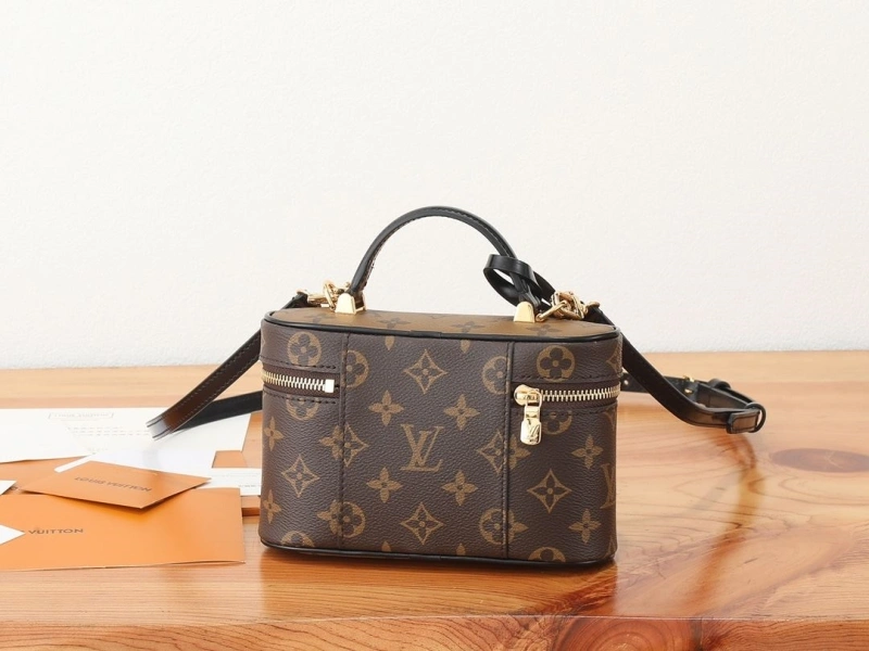EyeCatching LX Cosmetic Bags 15310