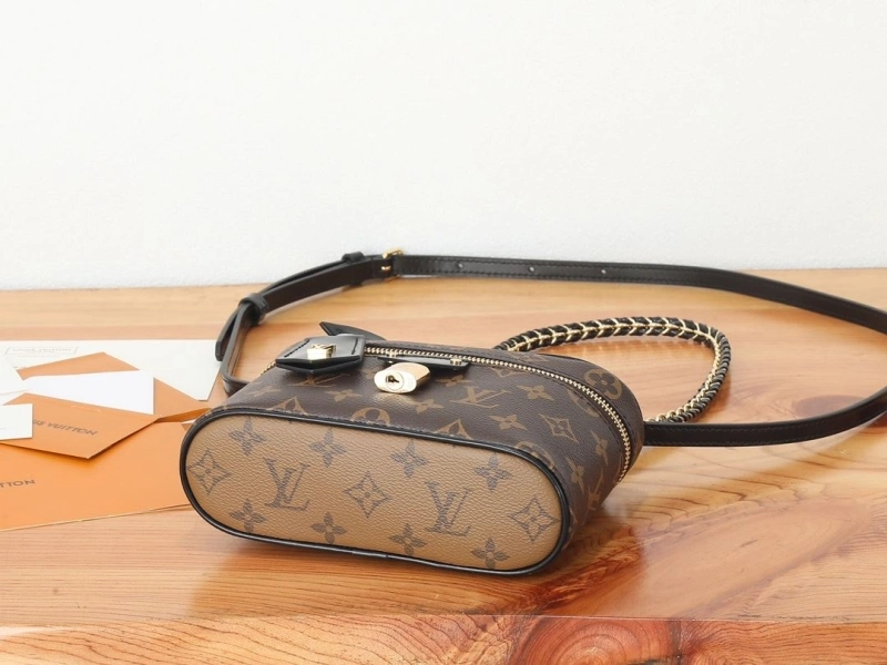 EyeCatching LX Cosmetic Bags 15310