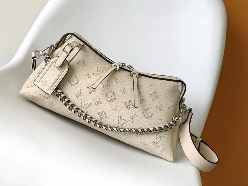 GoAnywhere LX Satchel bags 15176