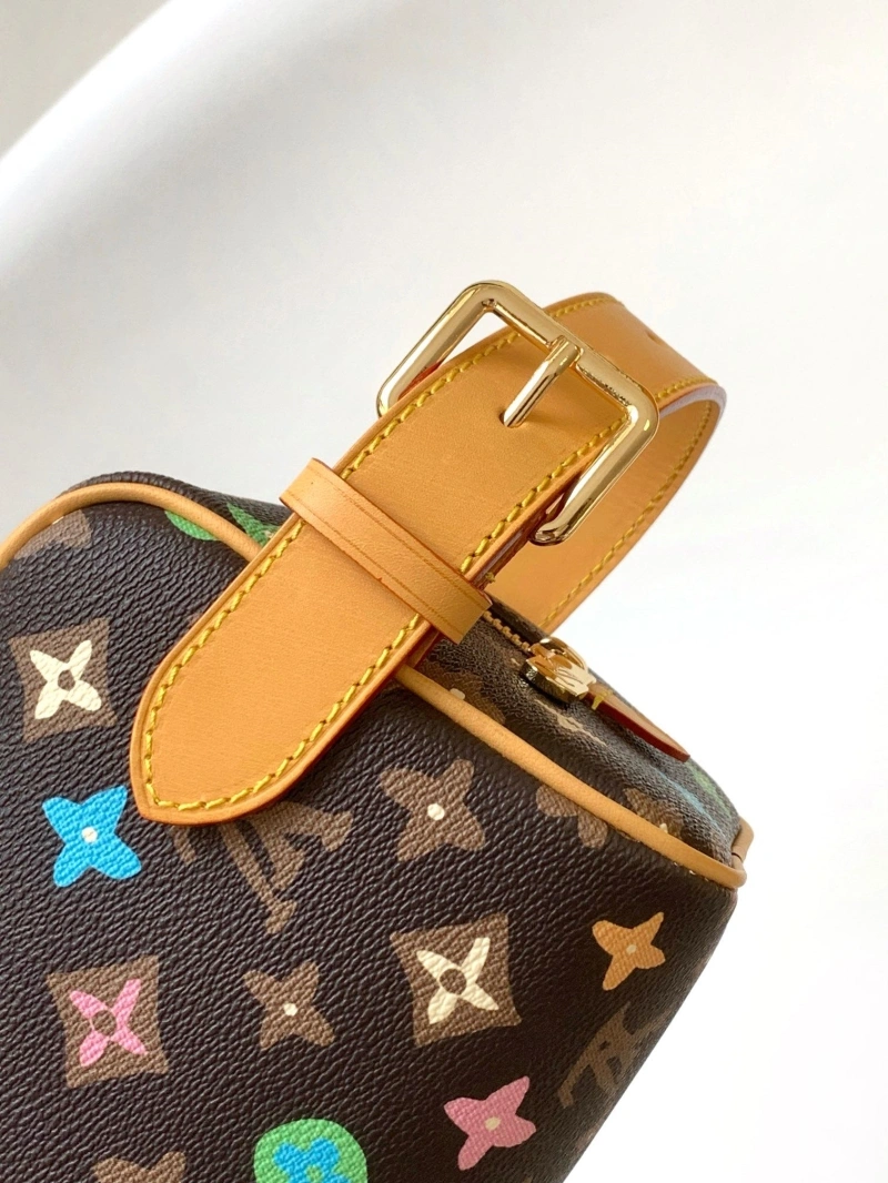LX Cosmetic Bags Refined 15316