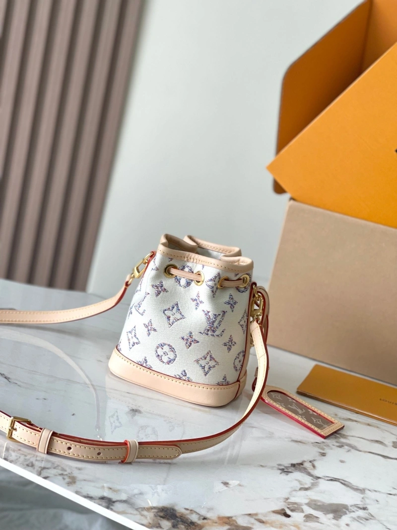 Unique LX Bucket Bags 15582