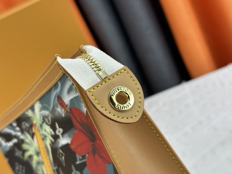 Durable LX Clutch Bags 15345