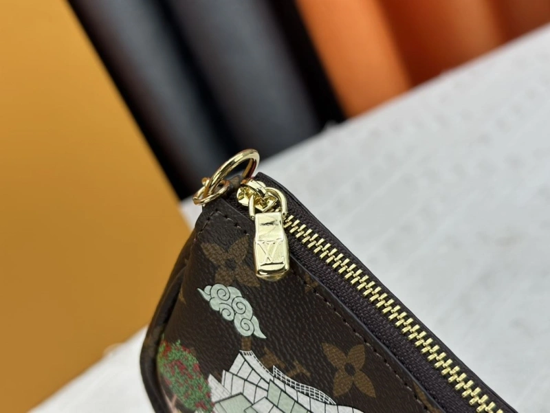 Comfortable LX Clutch Bags 15358