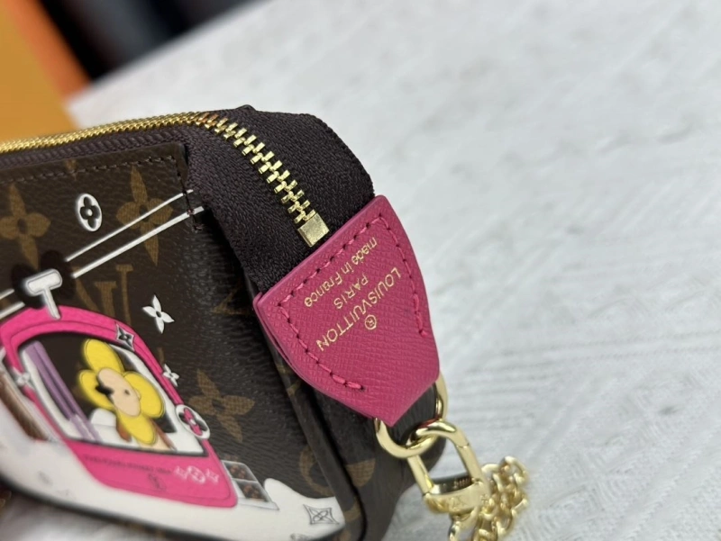 SportInspired LX Clutch Bags 15352