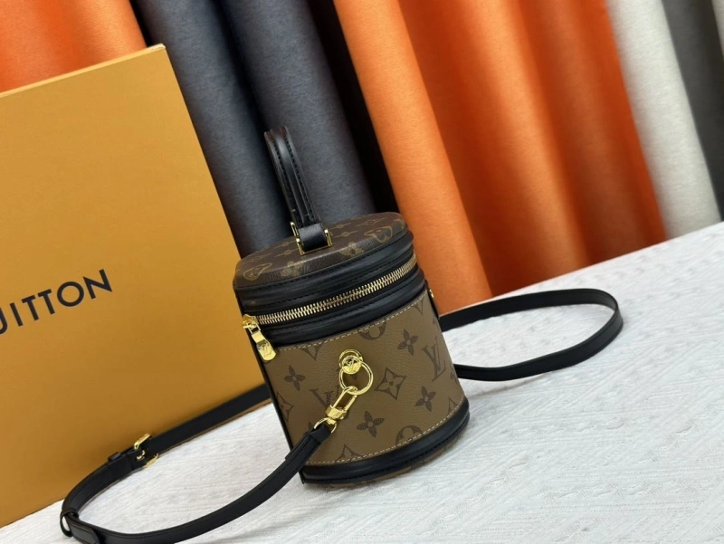 LX Round Bags Functional 15257