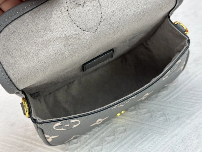 Soft LX Satchel bags 15129