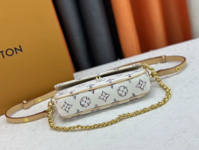 HighQuality LX Satchel bags 15120