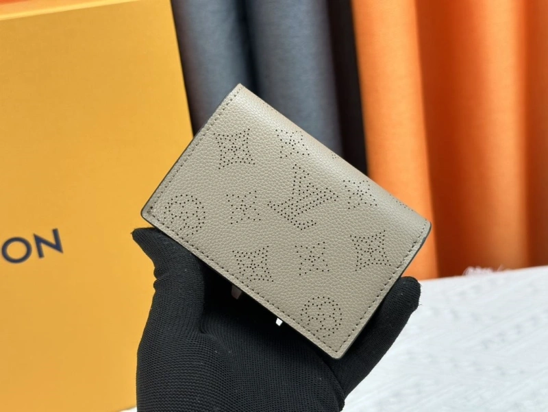 LX Wallets EyeCatching 13507