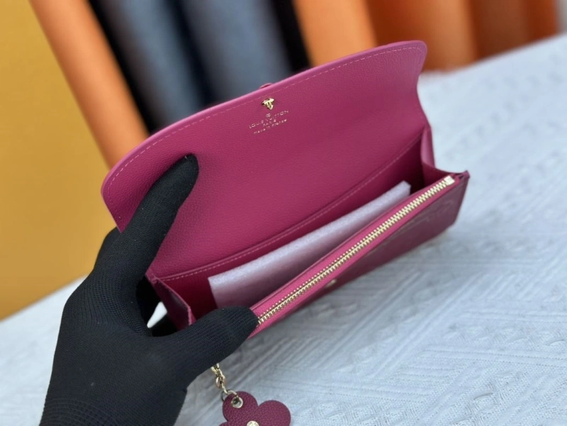 Reliable LX Wallets 13499