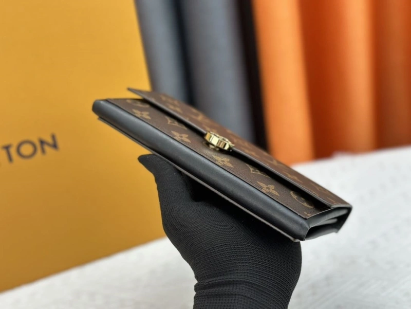 Durable LX Wallets 13497