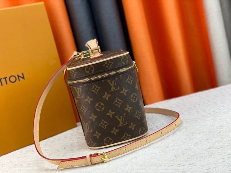 LX Cosmetic Bags GoAnywhere 15286