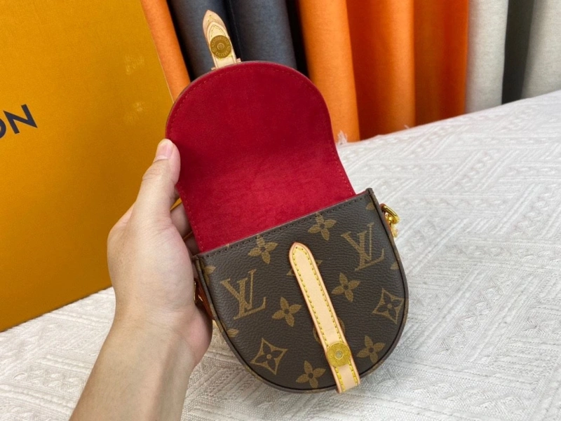 LX Satchel bags Versatile 15134