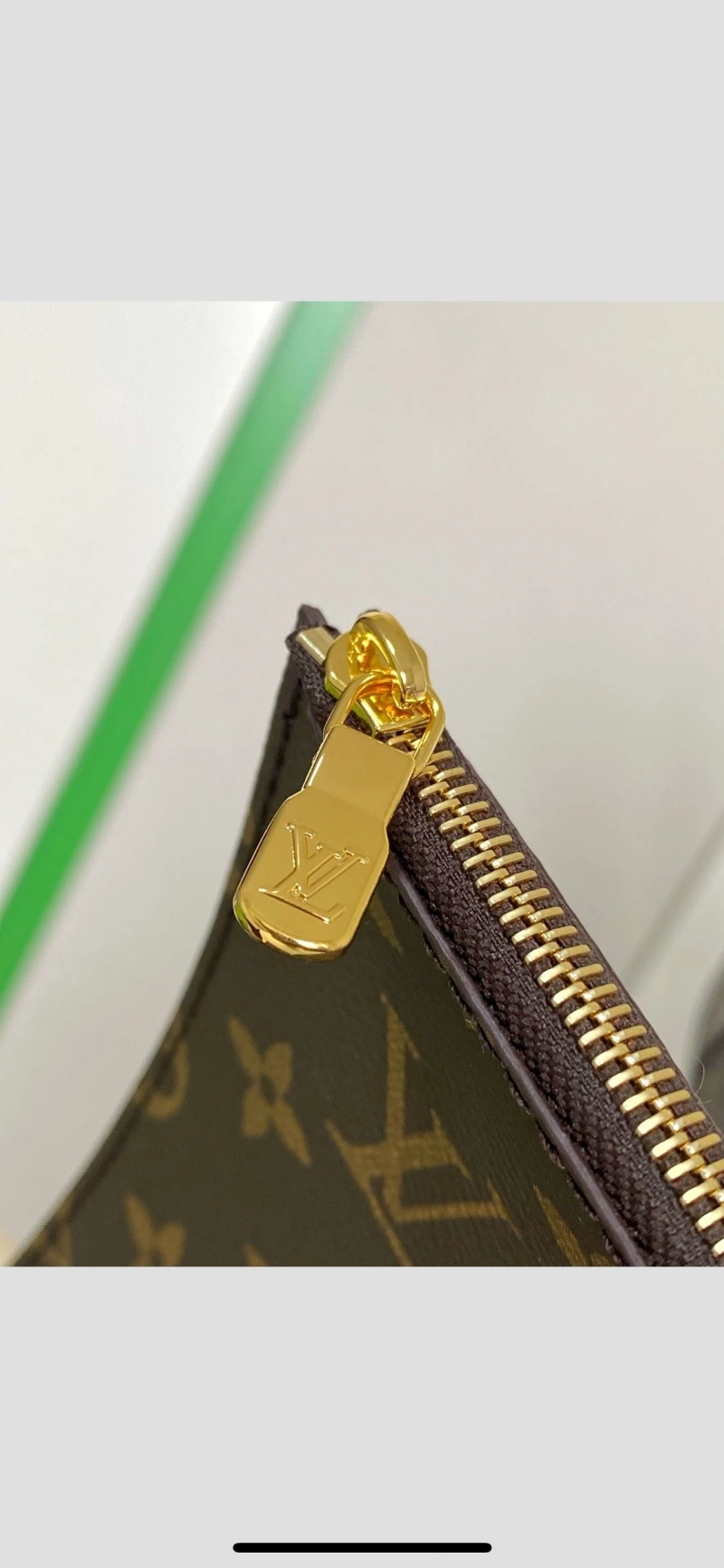 Versatile LX Shopping Bags 14477