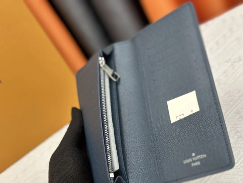LX Wallets Sleek 13483