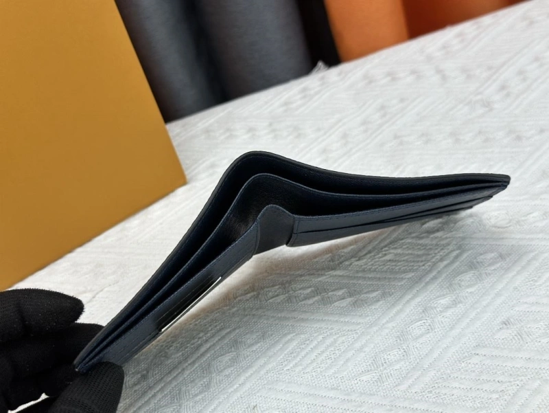 LX Wallets Sleek 13476