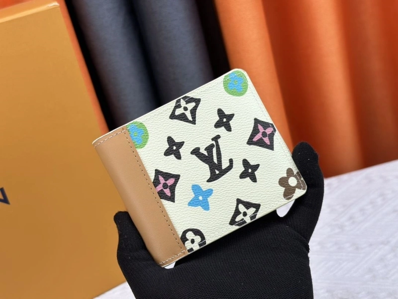 LX Wallets Refined 13469