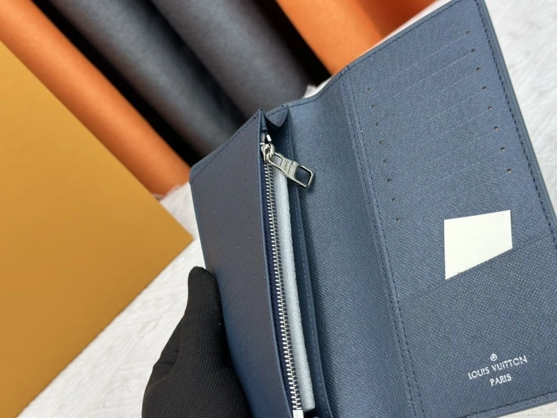 Compact LX Wallets 13493