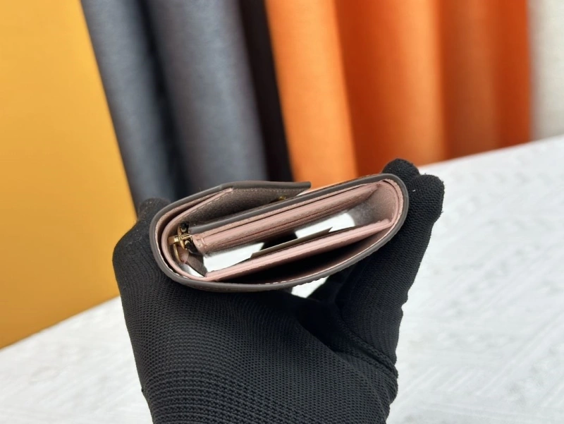 HighQuality LX Wallets 6679