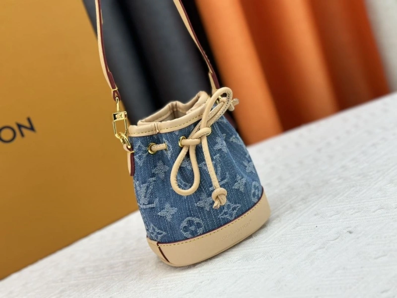 Cozy LX Bucket Bags 15560