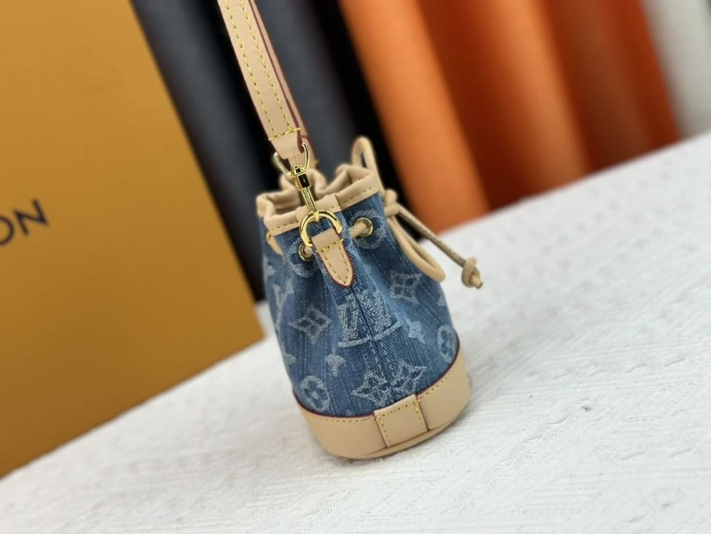 Cozy LX Bucket Bags 15560