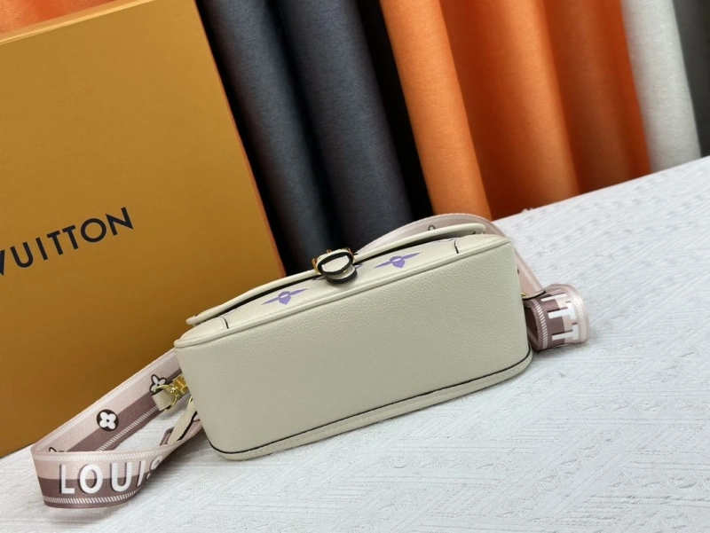 Sophisticated LX Top Handle Bags 14000
