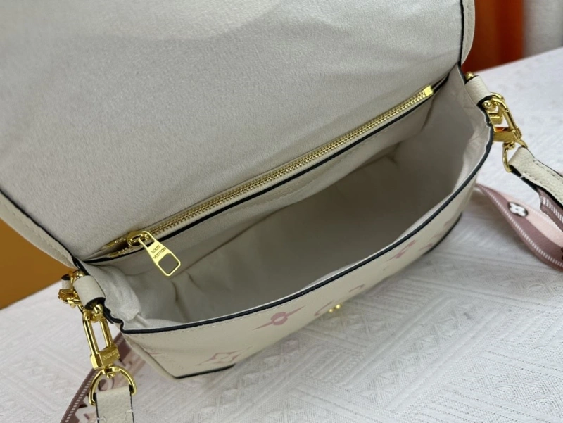 ModernLook LX Top Handle Bags 13997