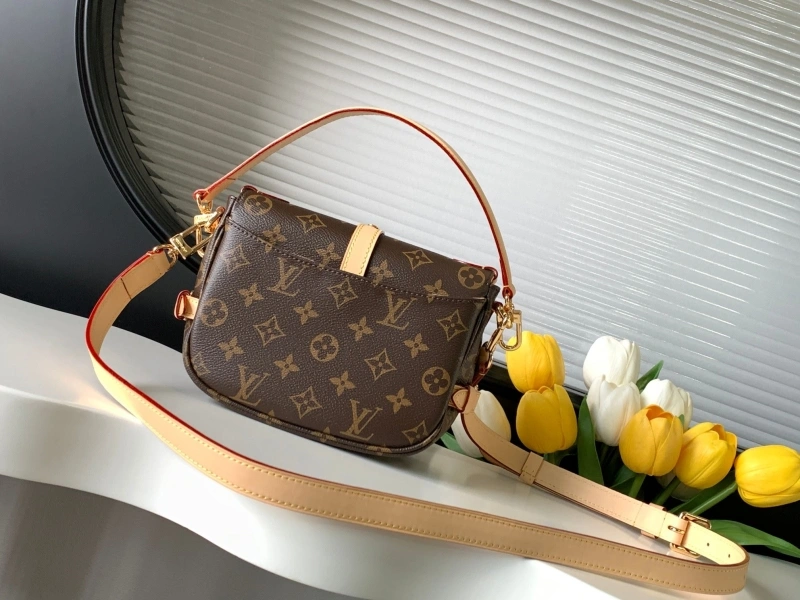 Popular LX Satchel bags 15082