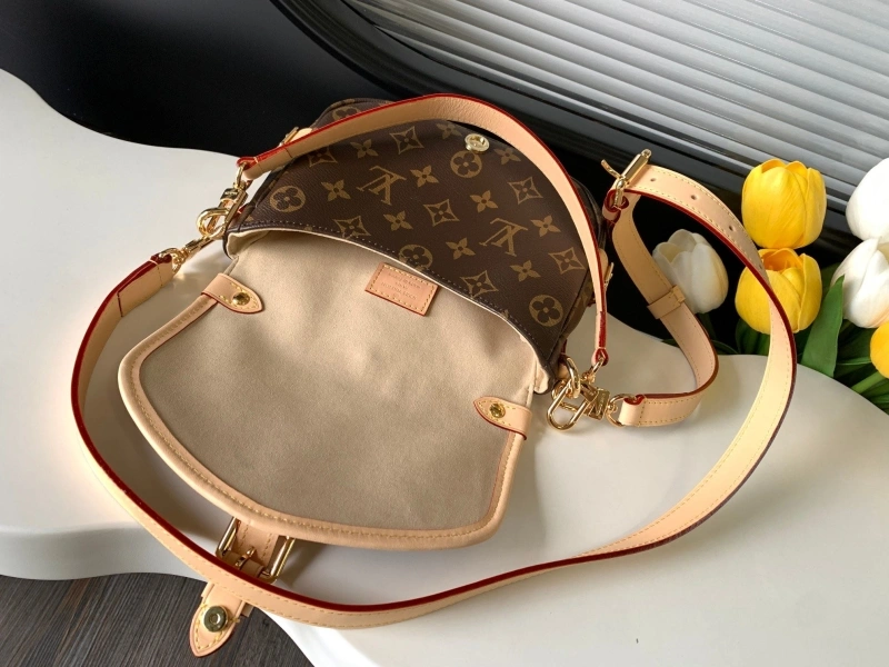 Popular LX Satchel bags 15082