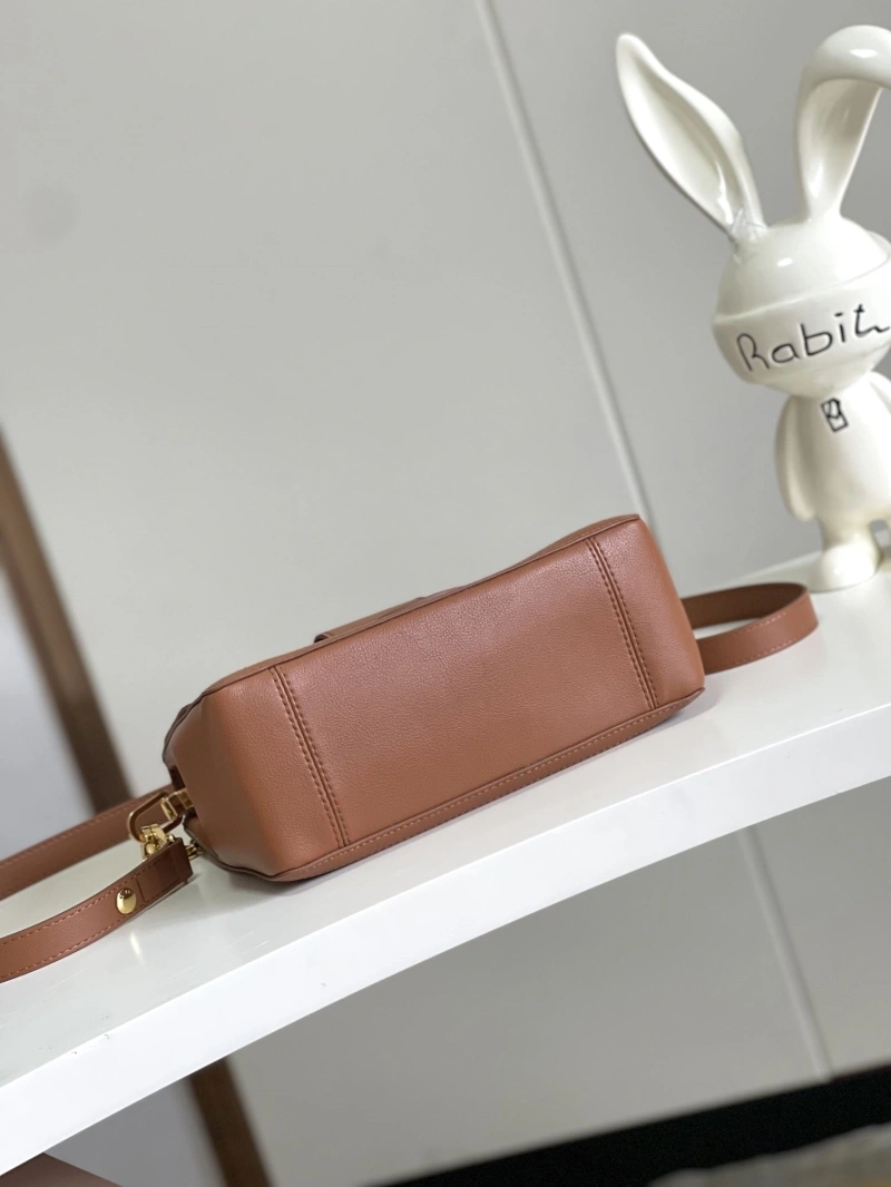 Trendsetting LX Satchel bags 15073