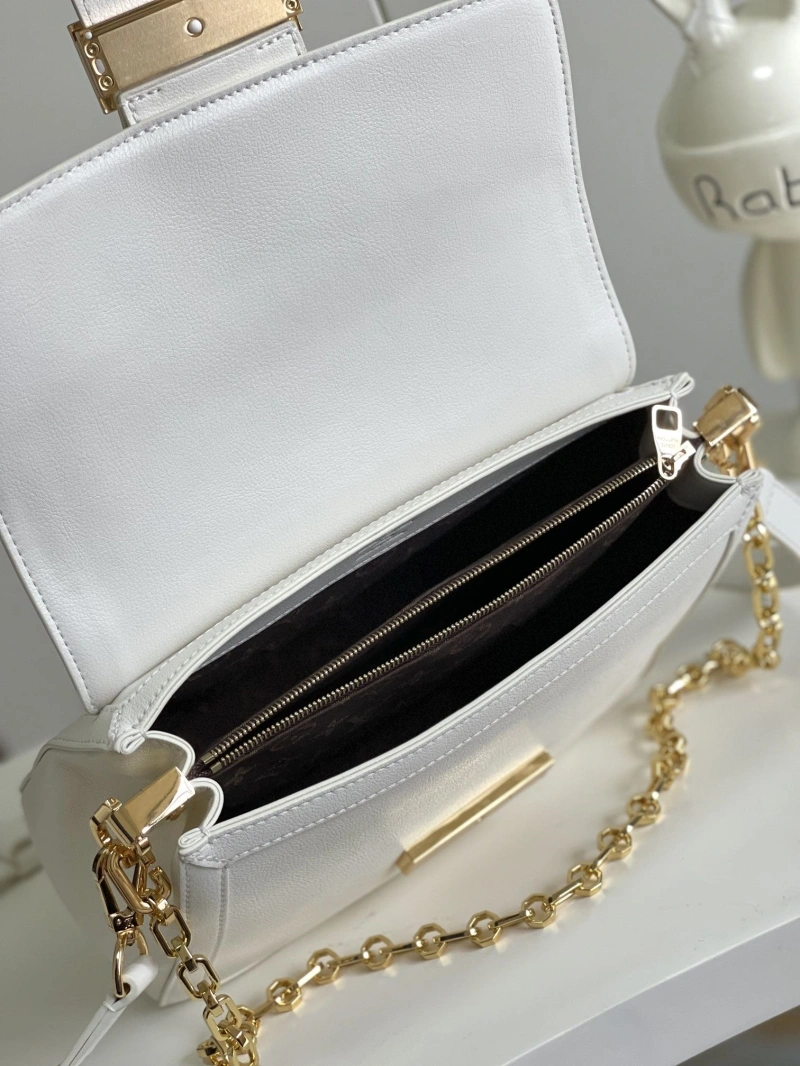 Trendsetting LX Satchel bags 15077