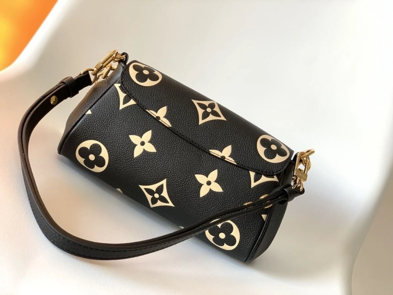 Timeless LX Satchel bags 15075