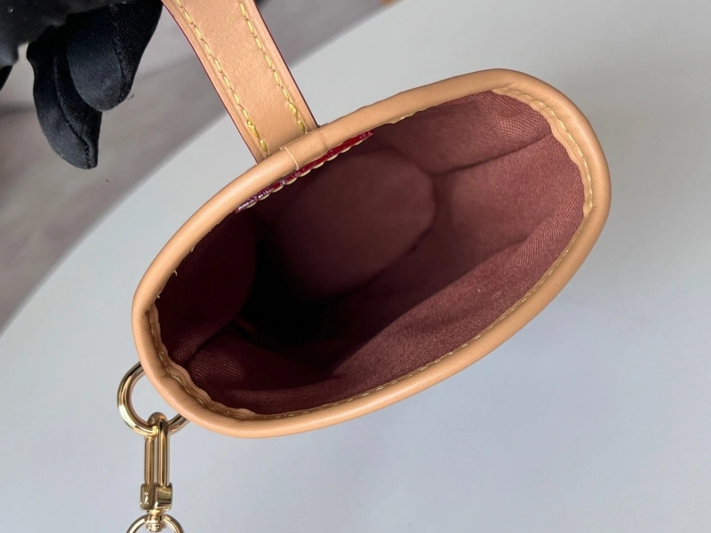 Efficient LX Clutch Bags 15340