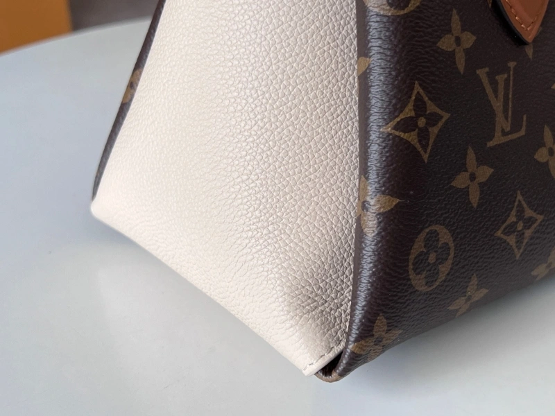 LX Top Handle Bags Bold 13963