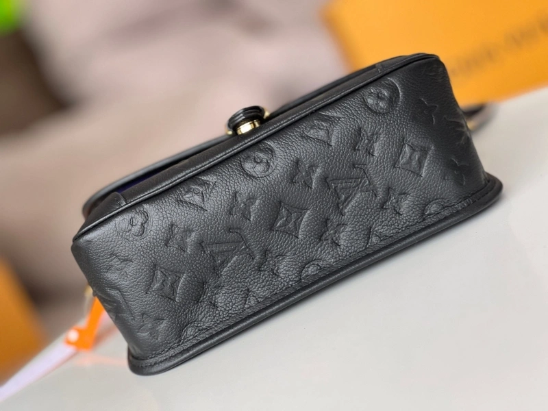 EyeCatching LX Satchel bags 15038
