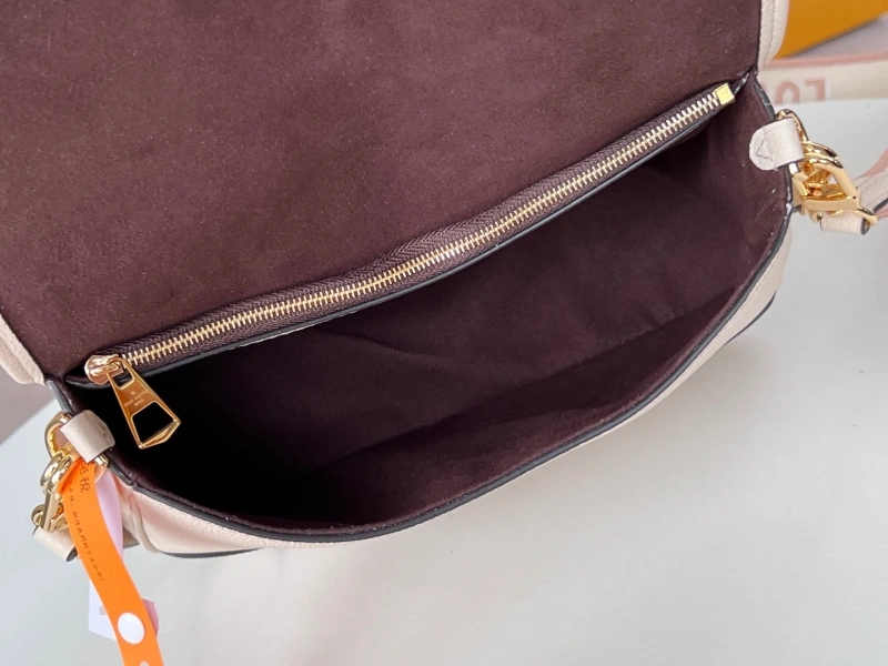 Fashionable LX Satchel bags 15033