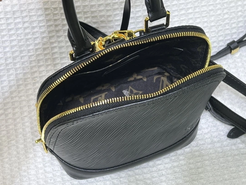 SportInspired LX Top Handle Bags 13962