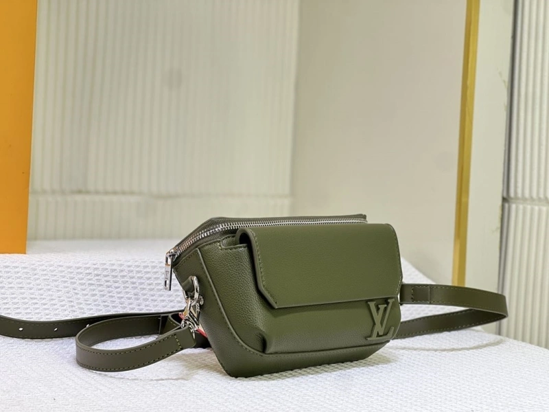 WellDesigned LX Satchel bags 15027