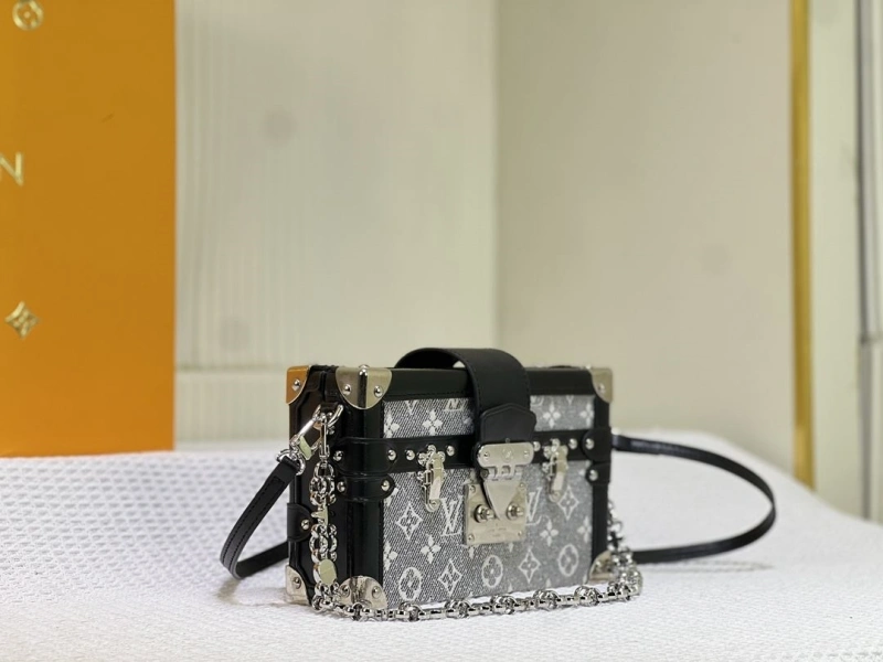 NewStyle LX Box Bags 15655